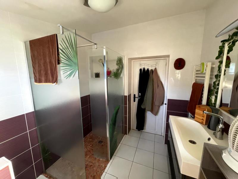 Maison - 300 m² - 7 pièces