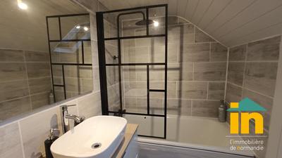 Maison de ville - 93 m² - 3 pièces