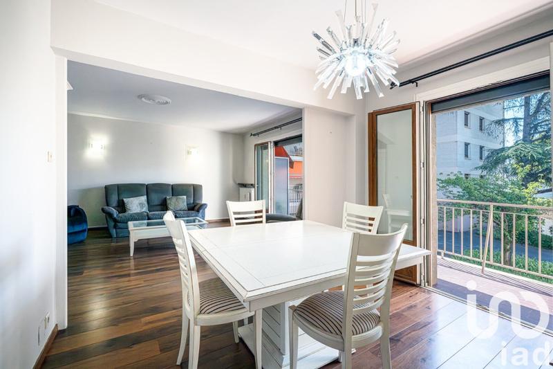 Appartement - 101 m² - 5 pièces