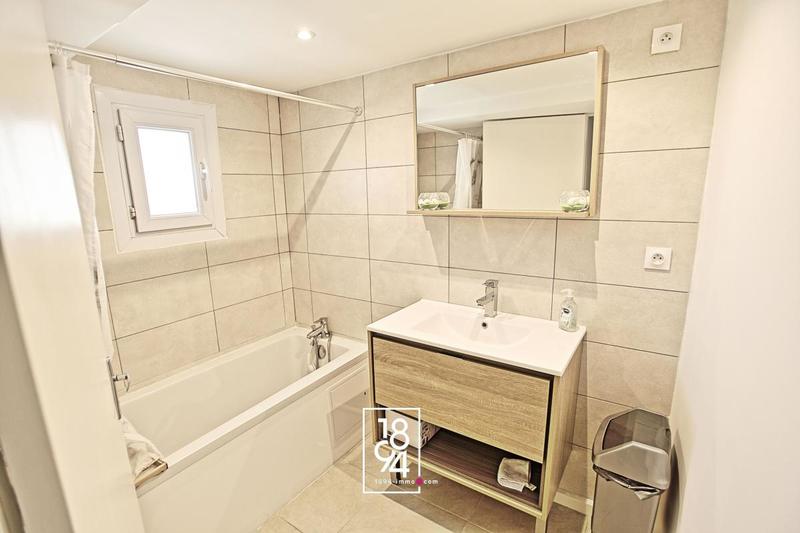 Maison de ville - 191 m² - 6 pièces