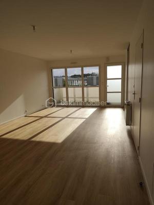 Appartement - 72 m² - 4 pièces