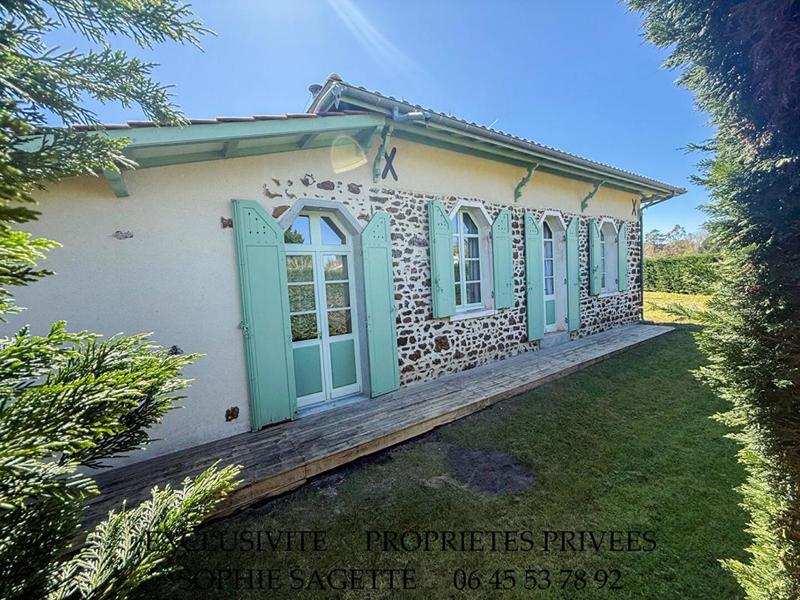 Maison - 158 m² - 6 pièces