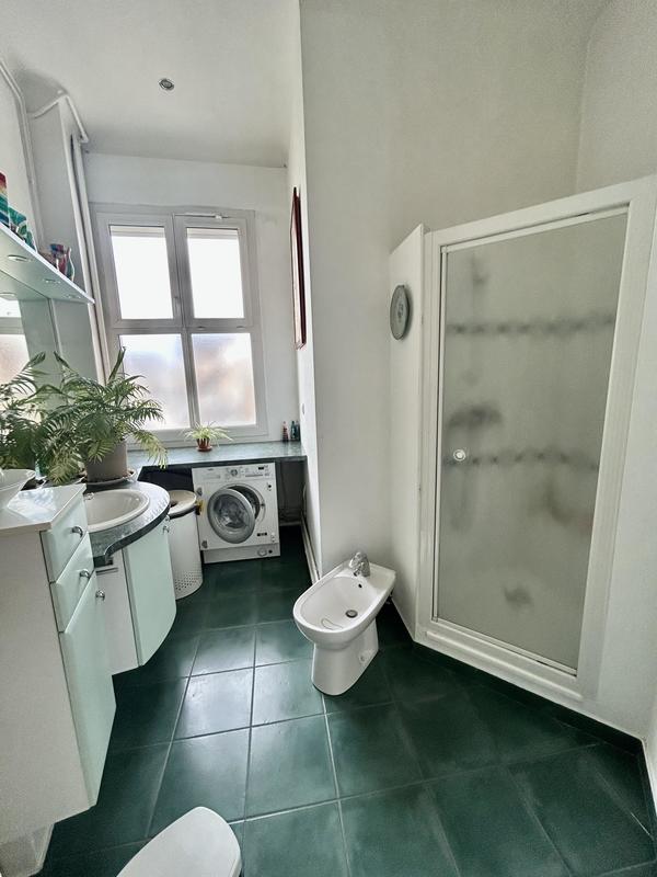 Appartement - 146 m² - 5 pièces