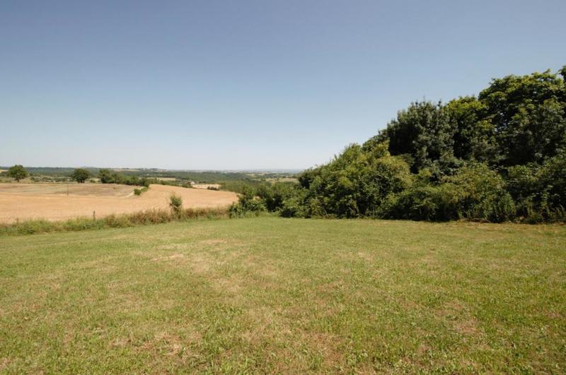 Propriété - 265 m² - 7 pièces