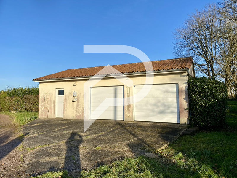 Maison - 205 m² - 7 pièces