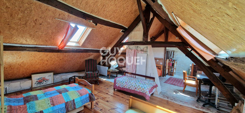 Maison - 342 m² - 14 pièces