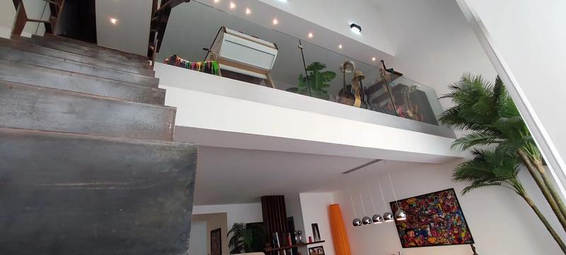 Maison - 206 m² - 6 pièces