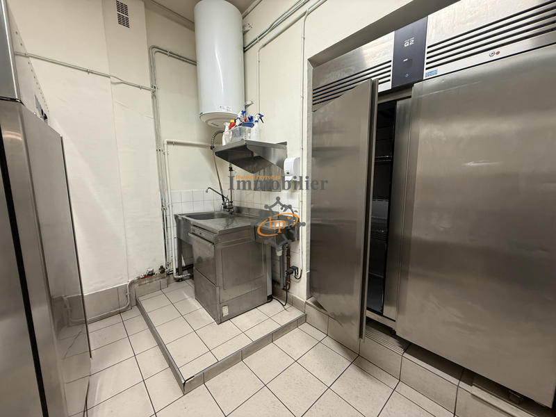 Appartement - 100 m² - 1 pièce