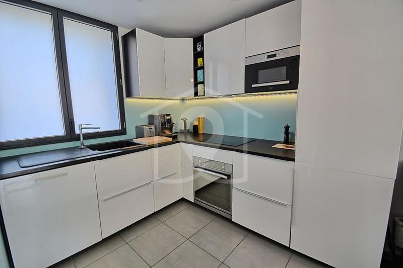 Villa - 94 m² - 4 pièces