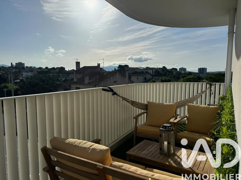 Appartement - 61 m² - 3 pièces