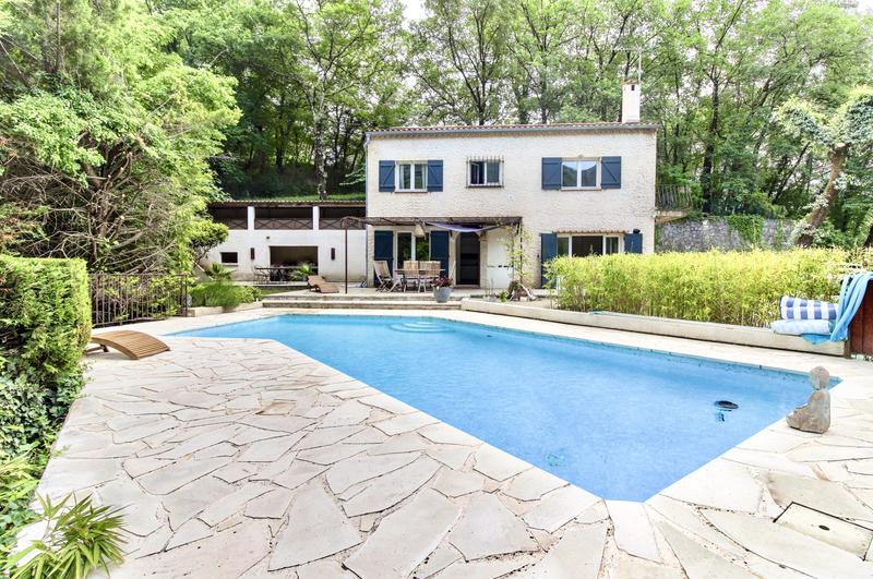 Maison - 149 m² - 5 pièces