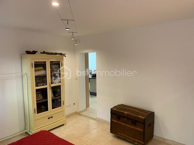 Appartement - 104 m² - 3 pièces