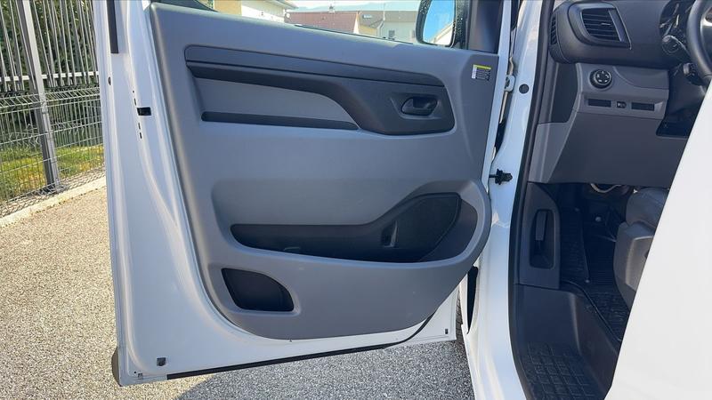 Citroën Jumpy Vu III 2.0 BlueHDi 145 Eat8 Driver Taille m