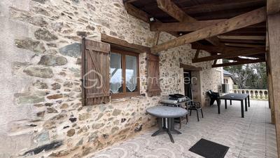 Immeuble - 216 m² - 10 pièces