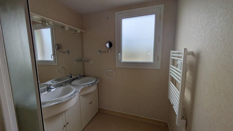 Appartement - 103 m² - 5 pièces