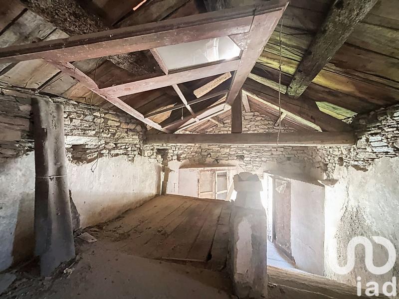 Maison de village - 457 m² - 10 pièces