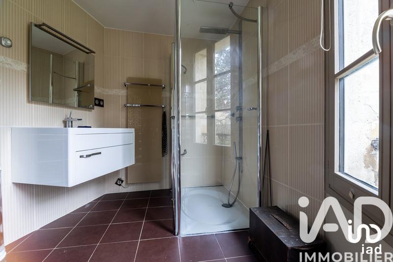Maison - 280 m² - 13 pièces