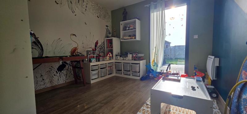 Maison - 105 m² - 5 pièces