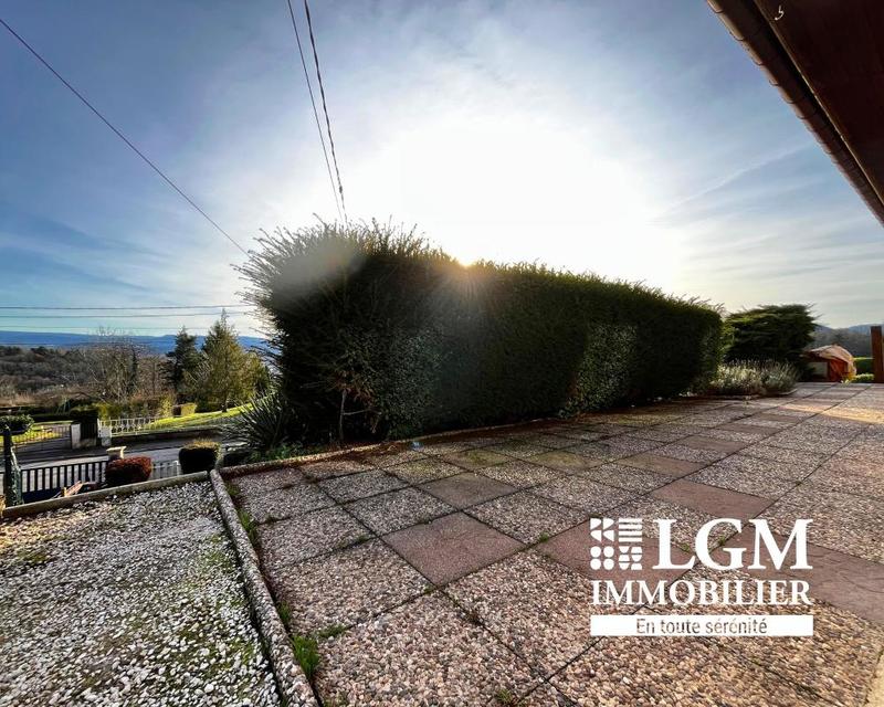 Maison - 97 m² - 4 pièces