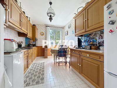 Appartement - 82 m² - 3 pièces