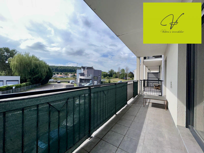 Appartement - 93 m² - 5 pièces