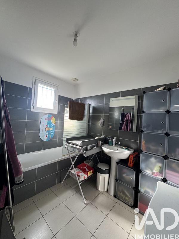 Maison - 96 m² - 4 pièces