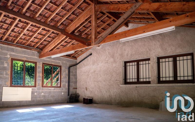 Maison - 203 m² - 7 pièces