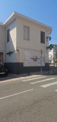 Immeuble - 230 m² - 3 pièces