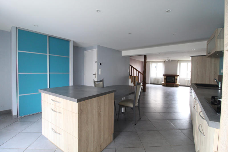 Maison de village - 96 m² - 4 pièces