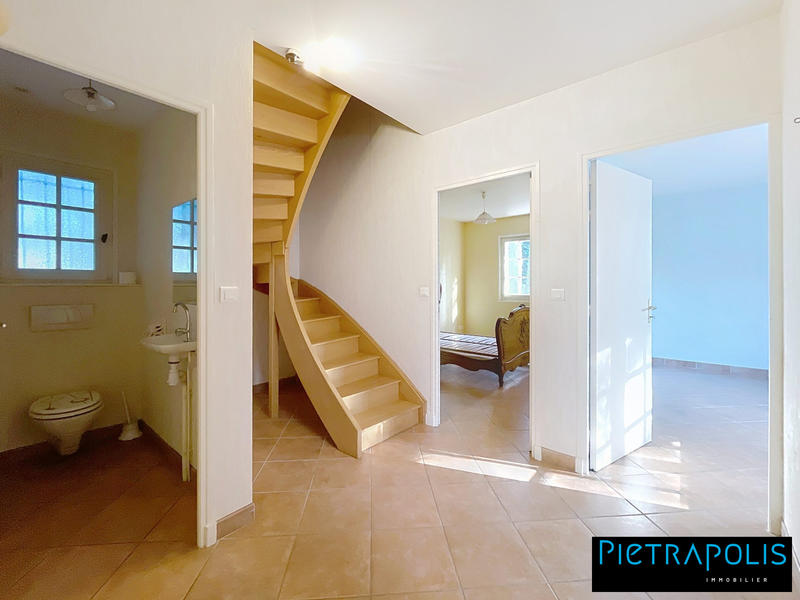 Maison - 245 m² - 10 pièces