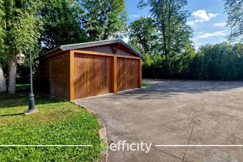 Maison - 354 m² - 10 pièces