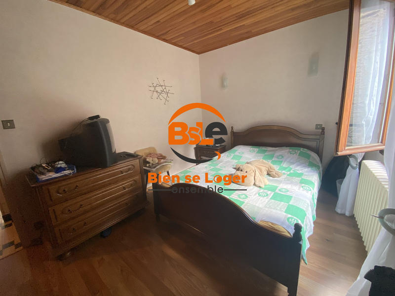 Maison - 151 m² - 8 pièces