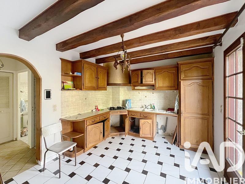 Maison - 178 m² - 8 pièces