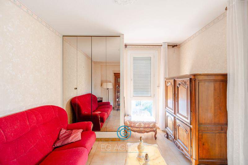 Appartement - 75 m² - 4 pièces