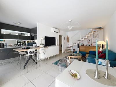 Appartement - 107 m² - 3 pièces