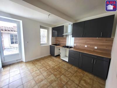 Maison de ville - 68 m² - 3 pièces