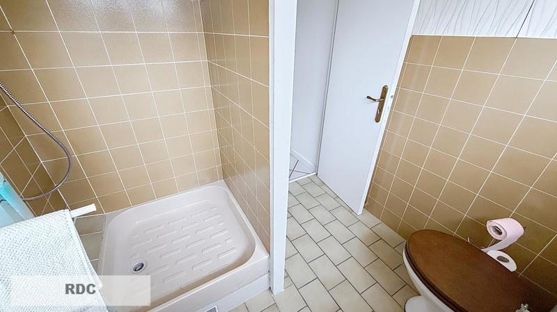 Maison - 220 m² - 8 pièces