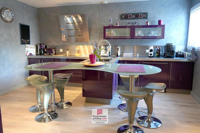 Maison - 180 m² - 7 pièces