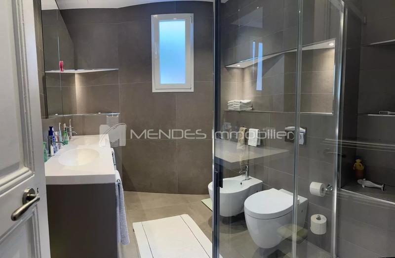 Villa sur toit - 82 m² - 4 pièces