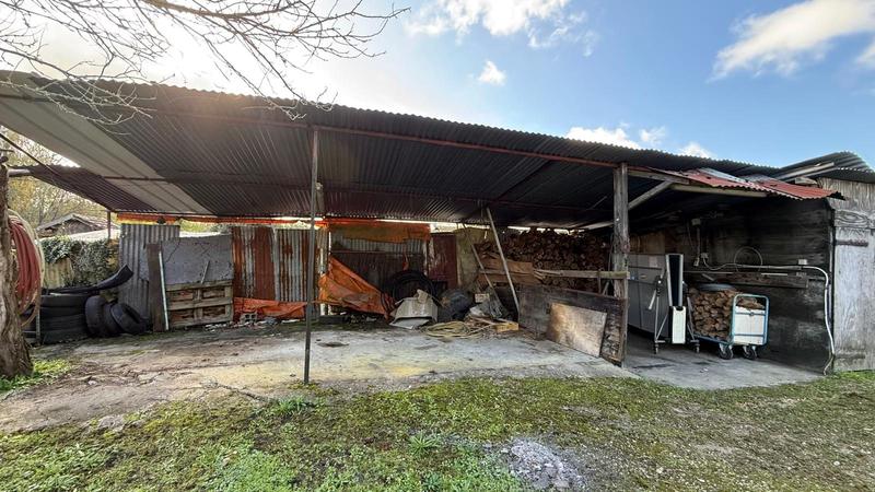 Maison - 200 m² - 8 pièces