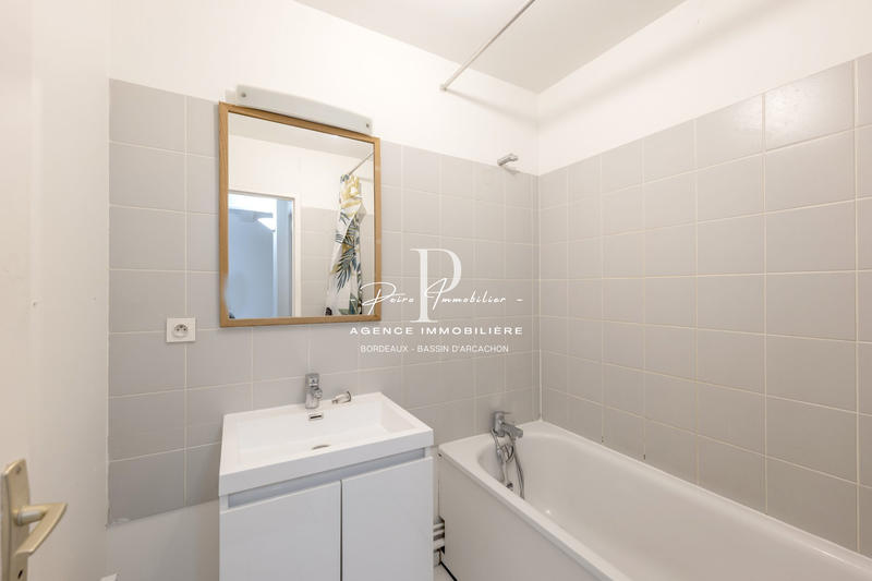 Appartement - 104 m² - 4 pièces