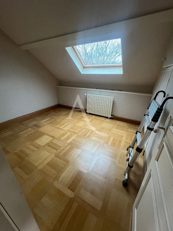 Maison - 173 m² - 6 pièces