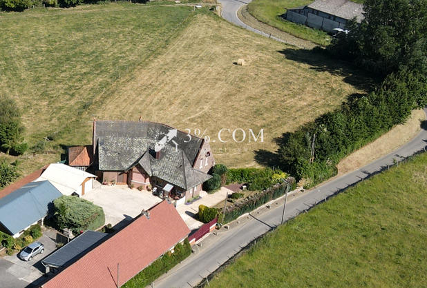 Propriété - 227 m² - 10 pièces