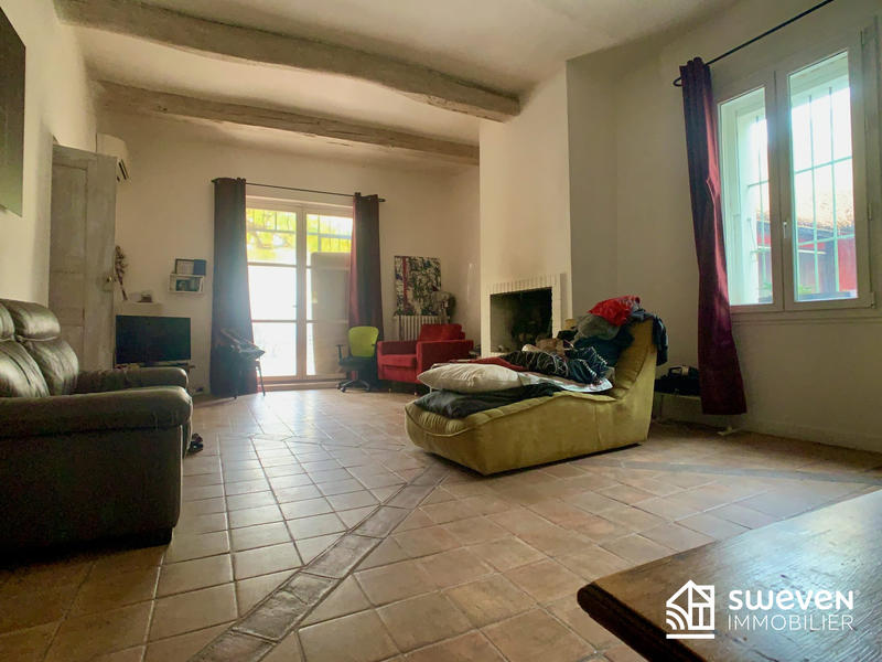 Maison - 320 m² - 8 pièces