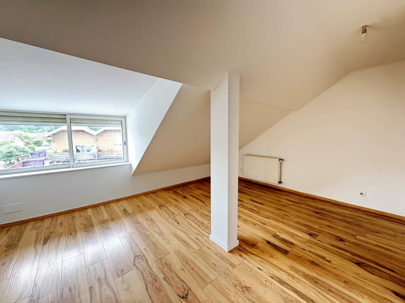 Appartement - 111 m² - 5 pièces