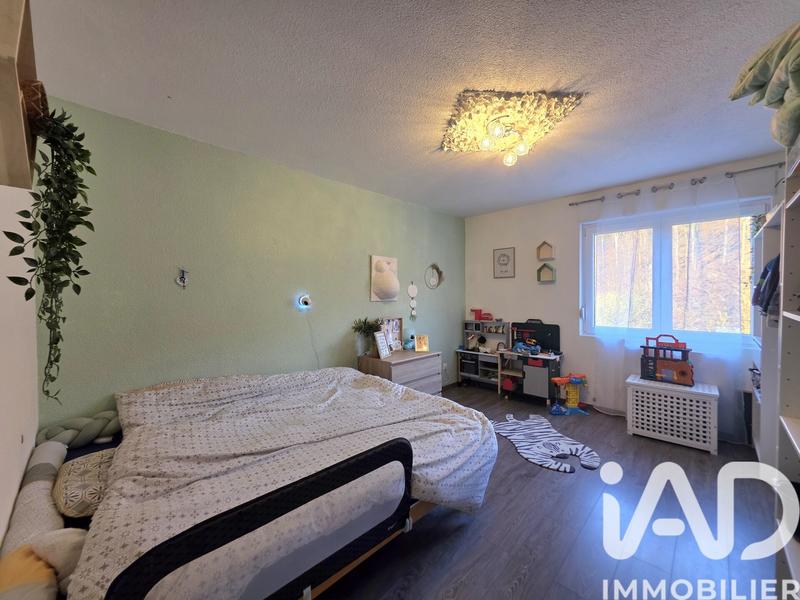 Appartement - 121 m² - 5 pièces