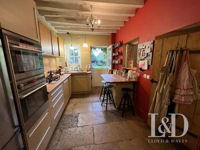 Maison ancienne - 150 m² - 7 pièces
