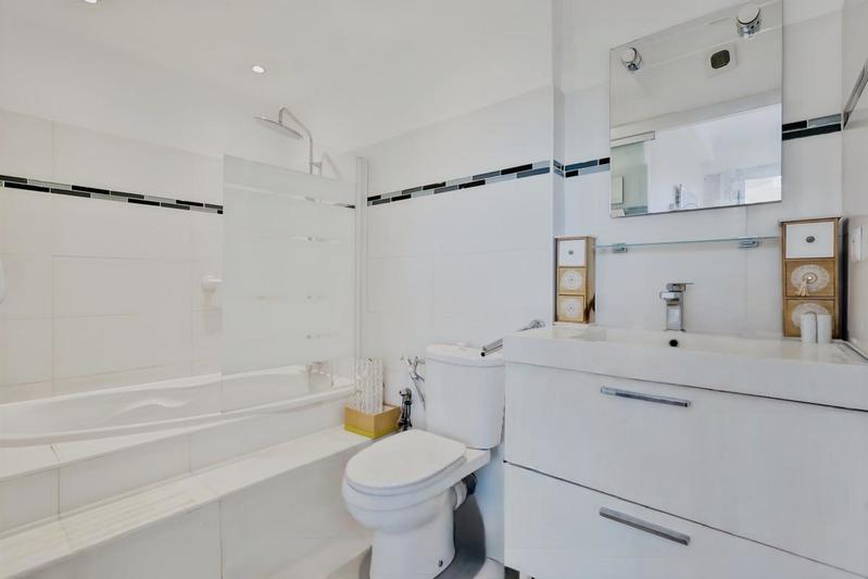 Appartement - 80 m² - 3 pièces