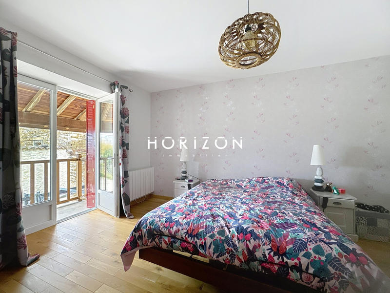 Maison ancienne - 183 m² - 7 pièces