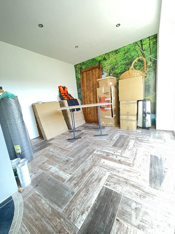 Maison - 147 m² - 8 pièces